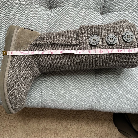 UGG Boots Classic Cardy Gray Convertible - Picture 16 of 16